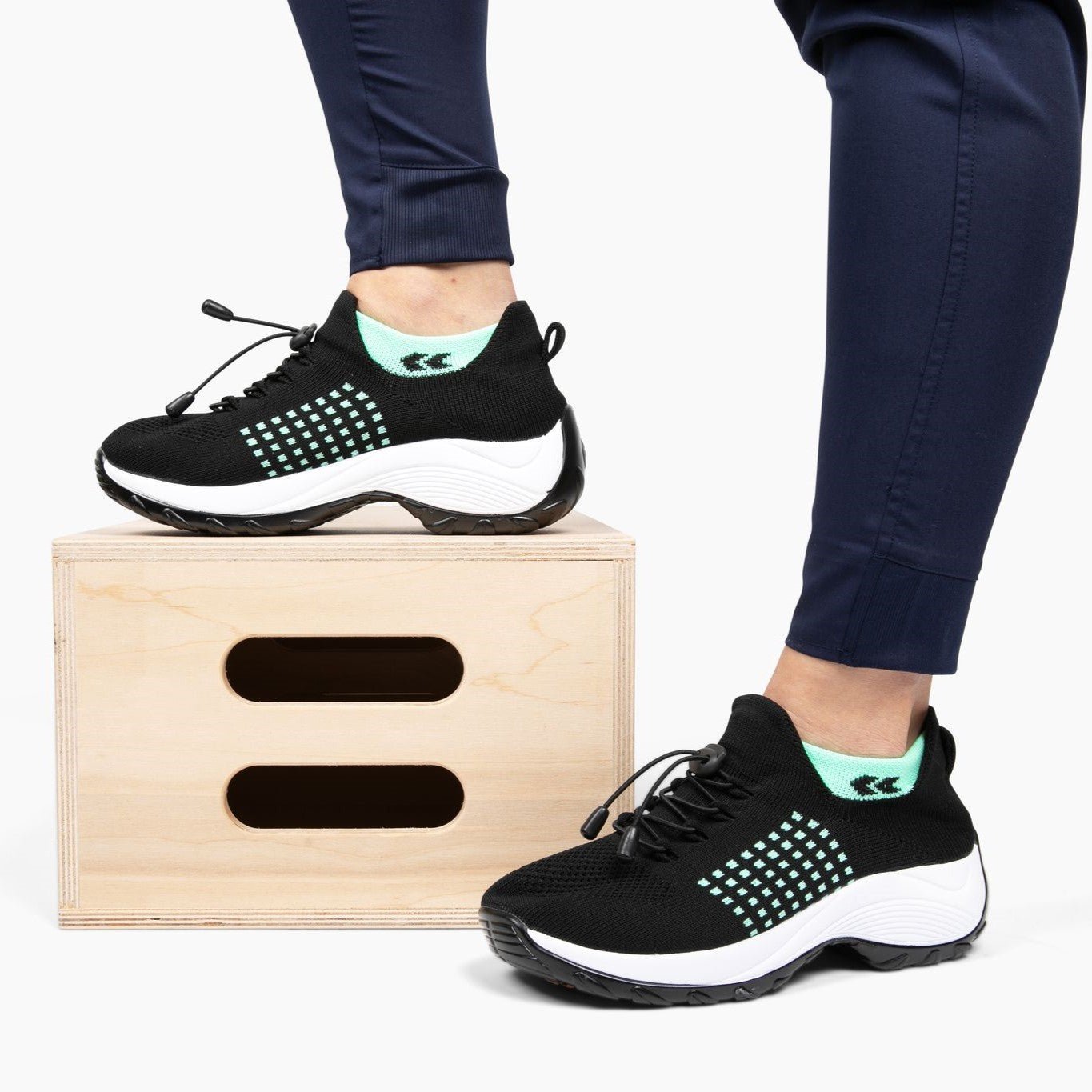 Faera Stretch Cushion-sko